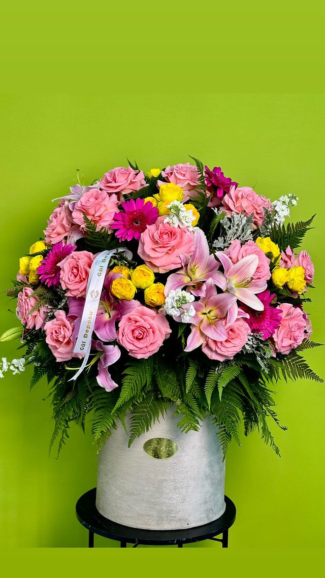 01efbfb8-af18-4cbf-949f-dfadab959d9b