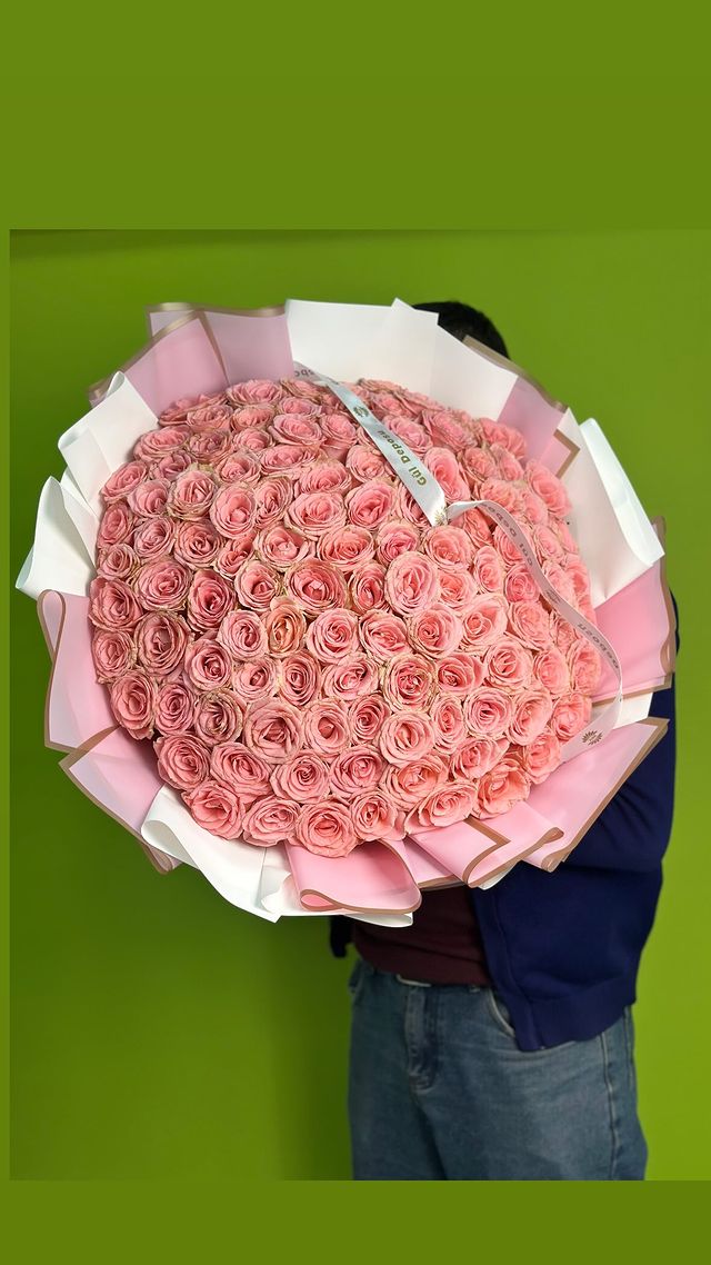 ae828fca-dff7-4bf7-b4dc-8dbe7a655813